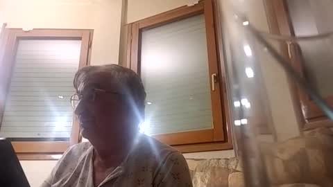 Snapshot of antonio2605 chatting on 10.02.25 Antonio online show from 10.02.25