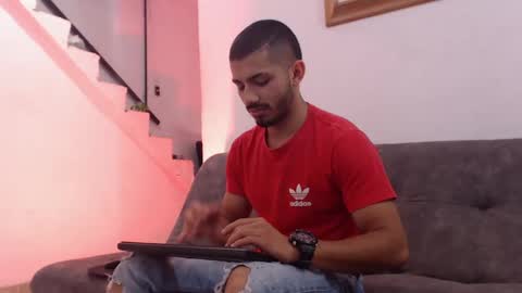 Hadez online show from 02.11.25