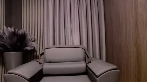 HI My name is Antonio online show from 12.02.25