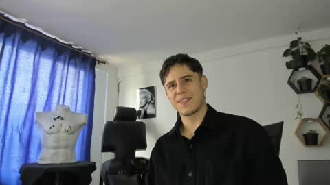 Snapshot of antonnello_ chatting on 03.12.25 antonnello_ online show from 03.12.25