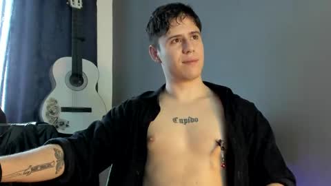 Snapshot of antonnello_ chatting on 10.29.25 antonnello_ online show from 10.29.25