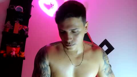 Snapshot of antonyjavier23 chatting on 02.08.25 Antony online show from 02.08.25