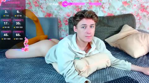 Snapshot of antonylewis chatting on 02.04.25 YummyTony online show from 02.04.25
