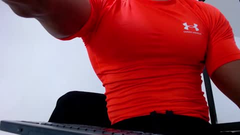 Instagram miguelangel1802  online show from 03.15.26