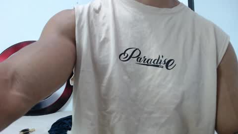 Instagram miguelangel1802  online show from 04.01.26