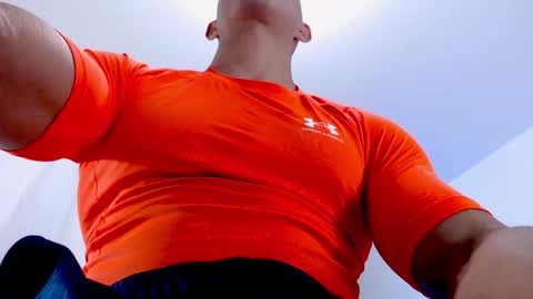 Instagram miguelangel1802  online show from 04.21.26