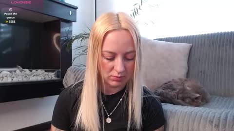 Antonia online show from 02.11.26