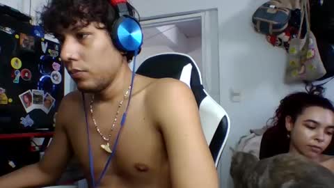 Snapshot of anuardhm chatting on 11.07.25 AnuarDHM online show from 11.07.25