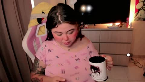   Independent model  online show from 04.08.26