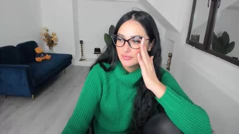 Snapshot of anya_evy chatting on 01.19.26 Anya online show from 01.19.26