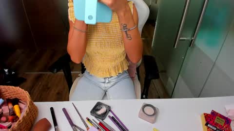 Anya online show from 06.08.26