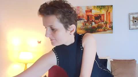 Snapshot of anyaros chatting on 02.19.26 Anyaros online show from 02.19.26