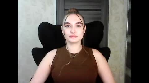 AnyaSmack online show from 12.13.25