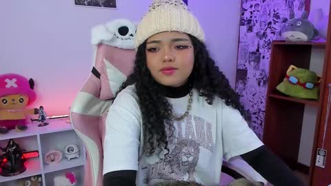 Snapshot of anyburkee chatting on 02.11.25 Any online show from 02.11.25