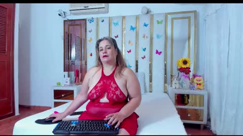 Anyela  online show from 10.14.25