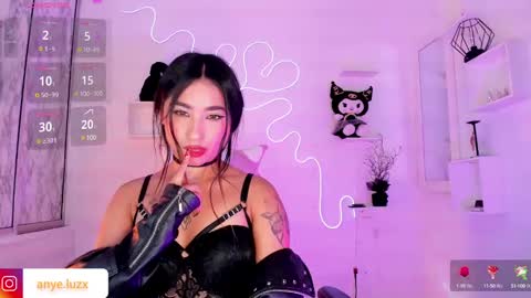 Snapshot of anyeluz_z chatting on 02.24.25 anyeluz_z online show from 02.24.25