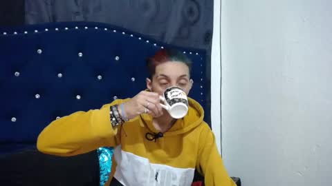 Snapshot of anyu_1306 chatting on 02.17.25 anyu online show from 02.17.25