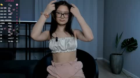 Sofia online show from 04.12.26