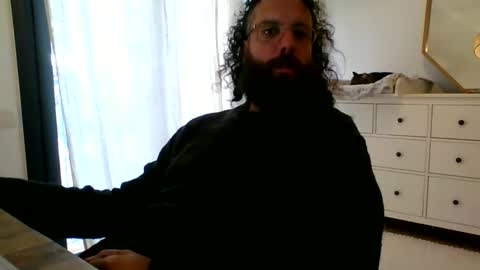 Snapshot of apc_3 chatting on 12.02.24 apc_3 online show from 12.02.24