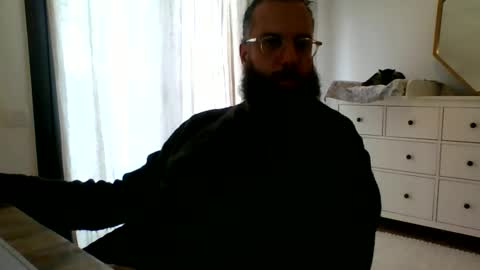 Snapshot of apc_3 chatting on 12.02.24 apc_3 online show from 12.02.24