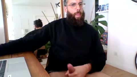 Snapshot of apc_3 chatting on 03.12.25 apc_3 online show from 03.12.25