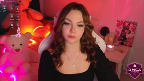 Aphelia online show from 10.14.25