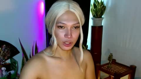 Roman Goddess online show from 12.08.24