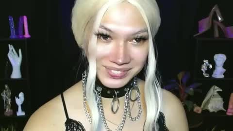 Roman Goddess online show from 02.06.25