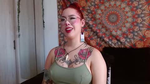 Snapshot of aphrodite__bloom chatting on 09.22.25 aphrodite__bloom online show from 09.22.25