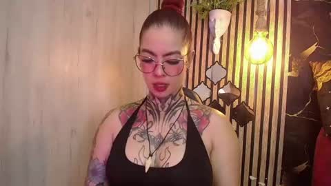 Snapshot of aphrodite__bloom chatting on 07.04.26 aphrodite__bloom online show from 07.04.26