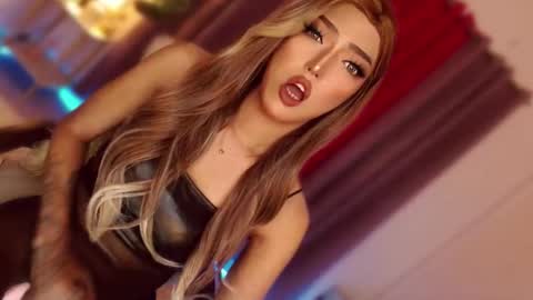 Snapshot of aphrodite_may chatting on 03.30.26 kathryn online show from 03.30.26