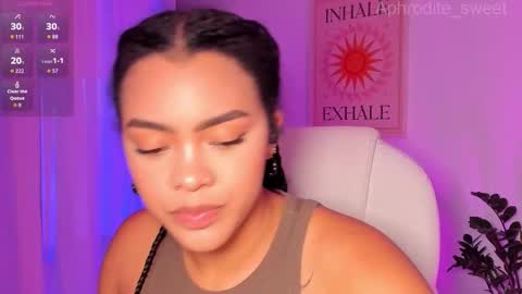 Snapshot of aphrodite_sweet chatting on 10.11.25 Karla online show from 10.11.25