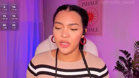 Snapshot of aphrodite_sweet chatting on 10.15.25 Karla online show from 10.15.25