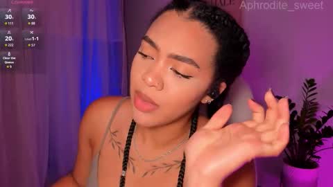 Snapshot of aphrodite_sweet chatting on 10.18.25 Karla online show from 10.18.25