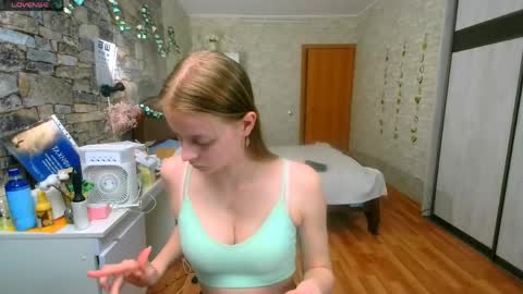 Aphrodite online show from 05.18.26