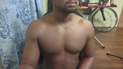 Snapshot of apollodarkmn chatting on 12.29.24 apollodarkmn online show from 12.29.24