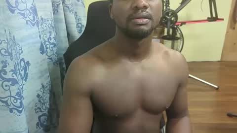 Snapshot of apollodarkmn chatting on 01.14.25 apollodarkmn online show from 01.14.25