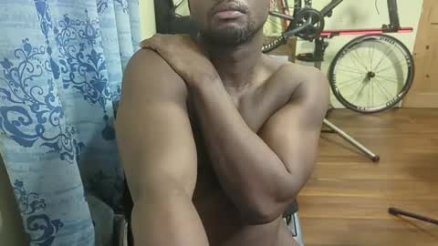 Snapshot of apollodarkmn chatting on 01.25.25 apollodarkmn online show from 01.25.25