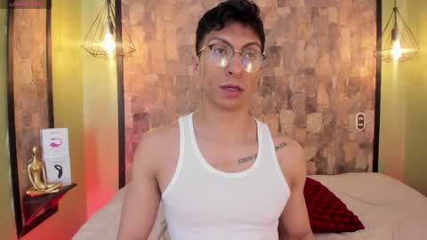 apolo_crus online show from 04.17.26