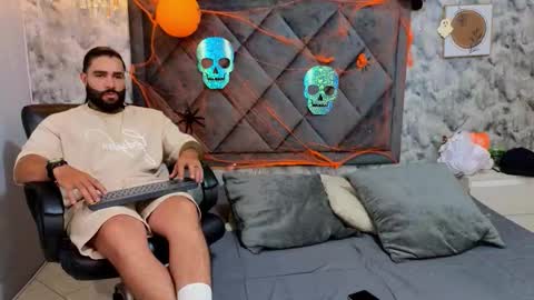 Apolo online show from 10.16.25