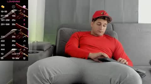 Snapshot of apolo_strange chatting on 02.12.26 apolo_strange online show from 02.12.26