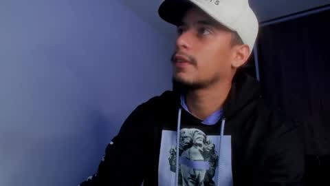 Snapshot of apolodg1 chatting on 01.01.25 TONY INDEPENDENT MODEL online show from 01.01.25