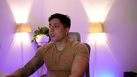 Snapshot of appolo_allen chatting on 05.18.26 insta appolo master online show from 05.18.26