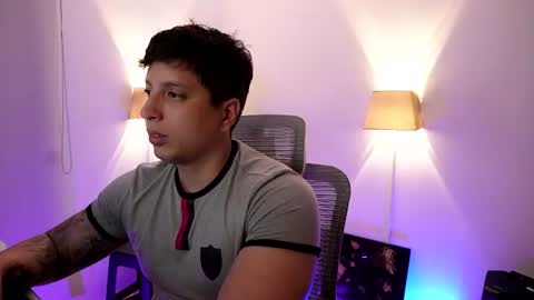 Snapshot of appolo_allen chatting on 07.15.26 insta appolo master online show from 07.15.26