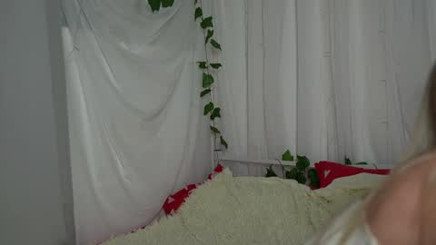 REYNA  my friend   online show from 01.14.25