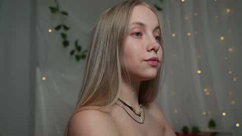  REYNA  my friend   online show from 01.14.25