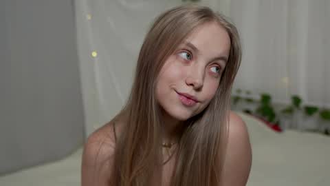  REYNA  my friend   online show from 02.07.25