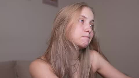  REYNA  my friend   online show from 10.14.25