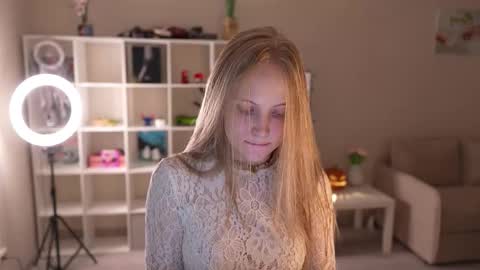  REYNA  my friend   online show from 10.20.25