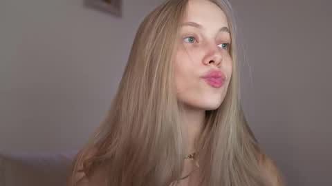  REYNA  my friend   online show from 12.02.25